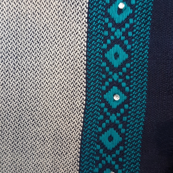 Scarf  20 1/2 by 83 inches - Picture 4 of 4